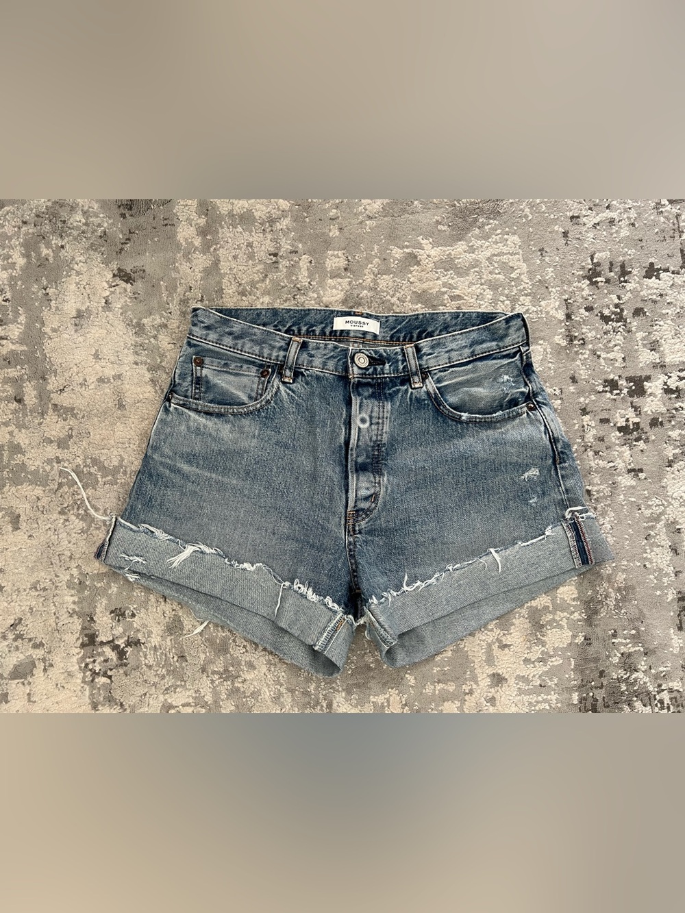 NWOT Moussy vintage size 28 shorts